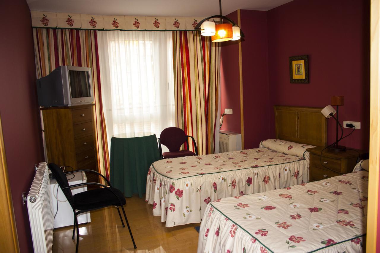 Hostal Arpa Ávila Dış mekan fotoğraf